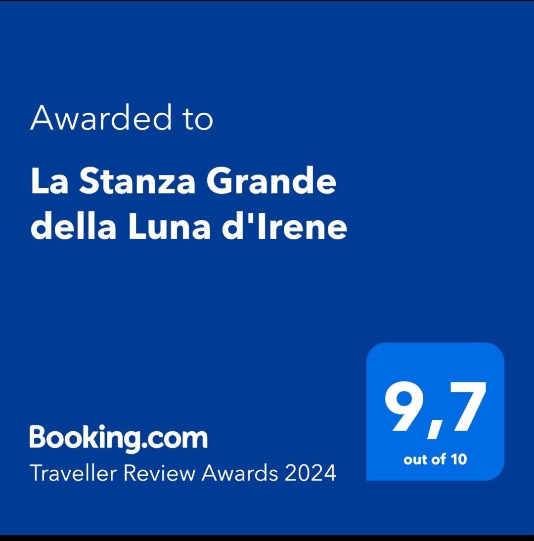 La Stanza Grande Della Luna D'Irene Napels Buitenkant foto